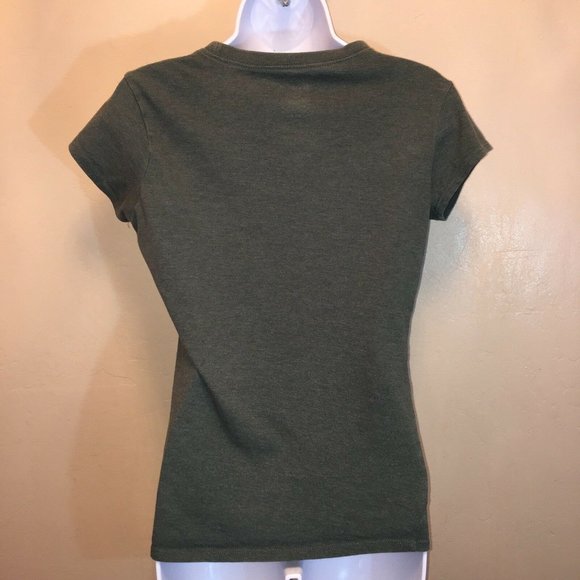 Oregon Ducks womans medium tshirt  green with grap - Picture 3 of 5